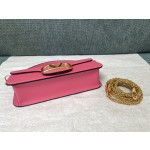 Valentino calfskin handbag 👜underarm bag Model: 1133 Decorative metal