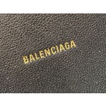 BALENCIAGA 𝐇𝐨𝐮𝐫𝐠𝐥𝐚𝐬𝐬 𝐗𝐒 crocodile-textured cowhide