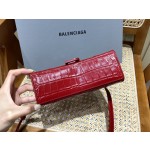 BALENCIAGA 𝐇𝐨𝐮𝐫𝐠𝐥𝐚𝐬𝐬 𝐗𝐒 crocodile-textured cowhide