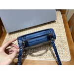 BALENCIAGA 𝐇𝐨𝐮𝐫𝐠𝐥𝐚𝐬𝐬 𝐗𝐒 crocodile-textured cowhide