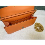 Valentino calfskin handbag 👜underarm bag Model: 1133 Decorative metal