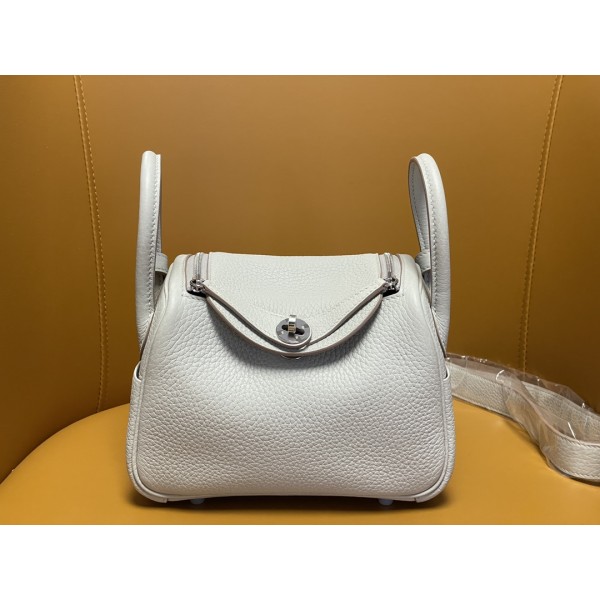 Mini Lindy pearl grey tc leather with silver buckle