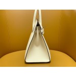 Bk25 epsom Cream White Outer Seam Silver Button