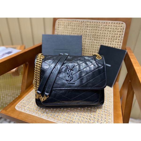 SAINT LAURENT  𝐍𝐢𝐤𝐢 28𝐜𝐦 #633158