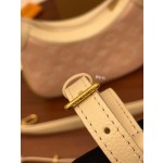 Louis Vuitton M46113