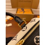 Louis Vuitton M46088