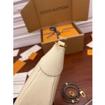 Louis Vuitton's exclusive debut model: M46099 Super Enhanced Edition