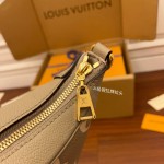 Louis Vuitton's exclusive debut model: M46112 Super Enhanced Edition