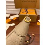Louis Vuitton's exclusive debut model: M46112 Super Enhanced Edition