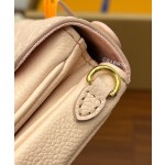 Louis Vuitton exclusive starting model: M81389