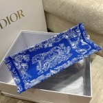 DIOR TOTE Tiger Embroidery Fluorescent Collection