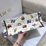 DIOR TOTE Valentine's Day Limited Collection