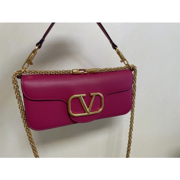 Valentino calfskin handbag 👜underarm bag Model: 1133 Decorative metal