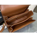 CELINE Medium Triumphal Arch Old Flower Tofu Bun 〰️ Model: 191242