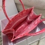 DIOR TOTE Tiger Embroidery Fluorescent Collection