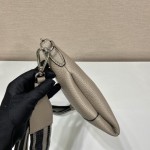 Prada double shoulder strap 🎉1BH050