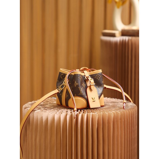 Louis Vuitton 𝐍𝐨𝐞 𝐏𝐮𝐫𝐬𝐞 small bucket #M57099