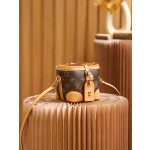 Louis Vuitton 𝐍𝐨𝐞 𝐏𝐮𝐫𝐬𝐞 small bucket #M57099