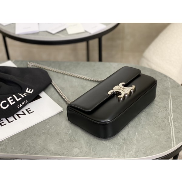CELINE 𝑻𝒓𝒊𝒐𝒎𝒑𝒉𝒆 Chain Underarm Bag Model: 197993