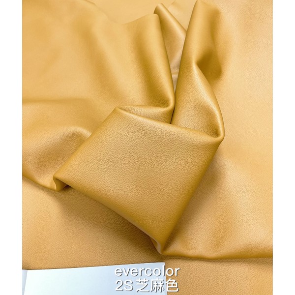 Hermes makes exclusive leather pig nose leather Evercolor: Variegated