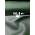 Hermes makes exclusive leather plain leather Swift leather: Green