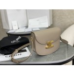 CELINE 𝗧𝗘𝗘𝗡𝗕𝗘𝗦𝗔𝗖𝗘 Leather Saddle Bag Model: 110413