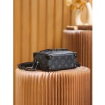 Louis Vuitton 𝐌𝐢𝐧𝐢 𝐒𝐨𝐟𝐭 𝐓𝐫𝐮𝐧𝐤 M44735 upgrade version—resin buckle hardware