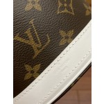 Louis Vuitton exclusive starting model: M81489