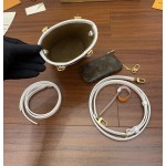 Louis Vuitton exclusive starting model: M81489