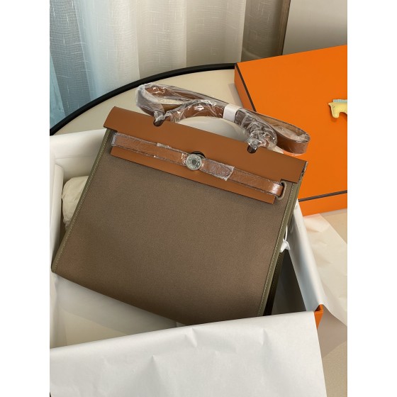 Herbag31 can be made to order, college style young bag