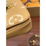 Louis Vuitton's exclusive debut model: M45809 Super Enhanced Edition