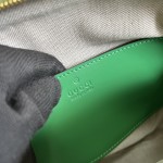 GUCCI matelasse leather shoulder bag model: 702229