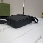 Gucci- Crossbody BagModel: 6033-4