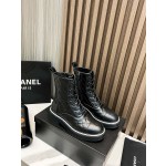 CHANEL Chelsea Boots