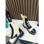 CHANEL Chelsea Boots