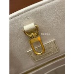 Louis Vuitton's exclusive debut model: M46128 Super Enhanced Edition