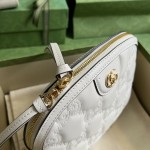 GUCCI matelasse leather shoulder bag model: 702229