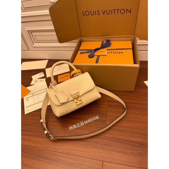 Louis Vuitton's exclusive debut model: M46008 Super Enhanced Edition