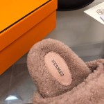 Hermes' Second Uncle Mao Tuo