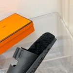 Hermes' Second Uncle Mao Tuo