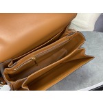 CELINE Arc de Triomphe Brown 𝗯𝗼𝘅 Medium Model: 187363