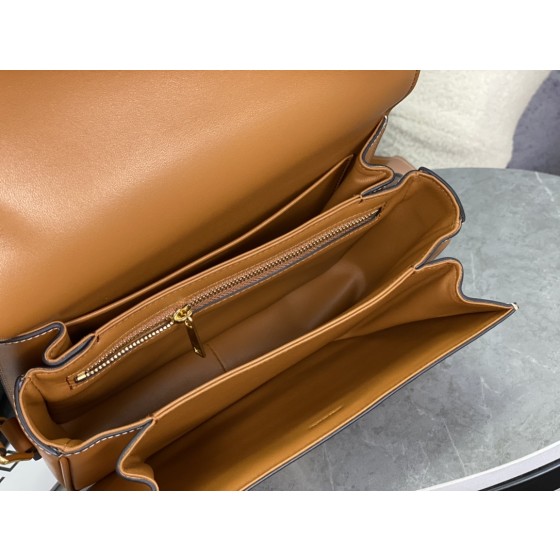 CELINE Arc de Triomphe Brown 𝗯𝗼𝘅 Medium Model: 187363
