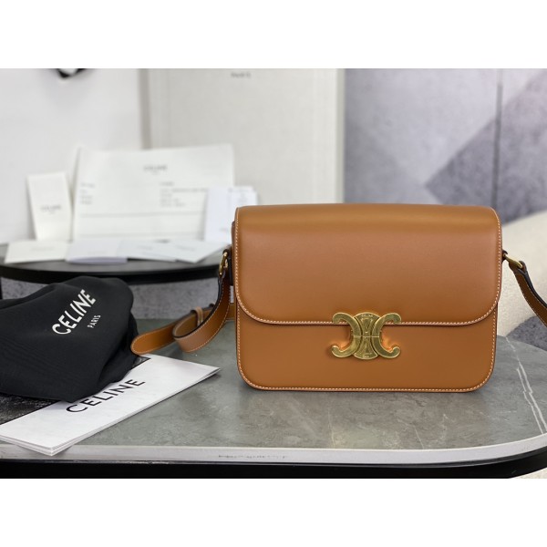 CELINE Arc de Triomphe Brown 𝗯𝗼𝘅 Medium Model: 187363
