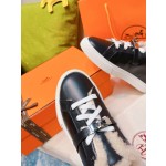 Hermes Couple Style Fury Kelly Button Casual Shoes