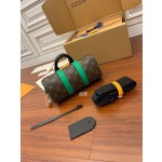 Louis Vuitton's exclusive debut model: M46249 Super Enhanced Edition