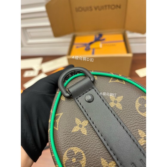 Louis Vuitton's exclusive debut model: M46249 Super Enhanced Edition
