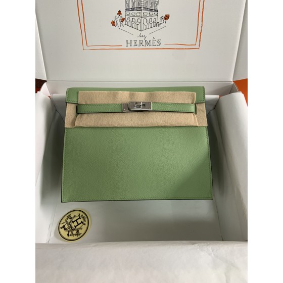 Kelly danse II 22cm evercolor calfskin avocado green silver buckle