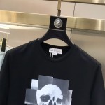 McQueen Round Neck Short Sleeve T-shirt