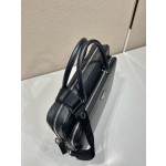 Prada Briefcase 🎉🎉 2VE021