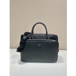 Prada Briefcase 🎉🎉 2VE021